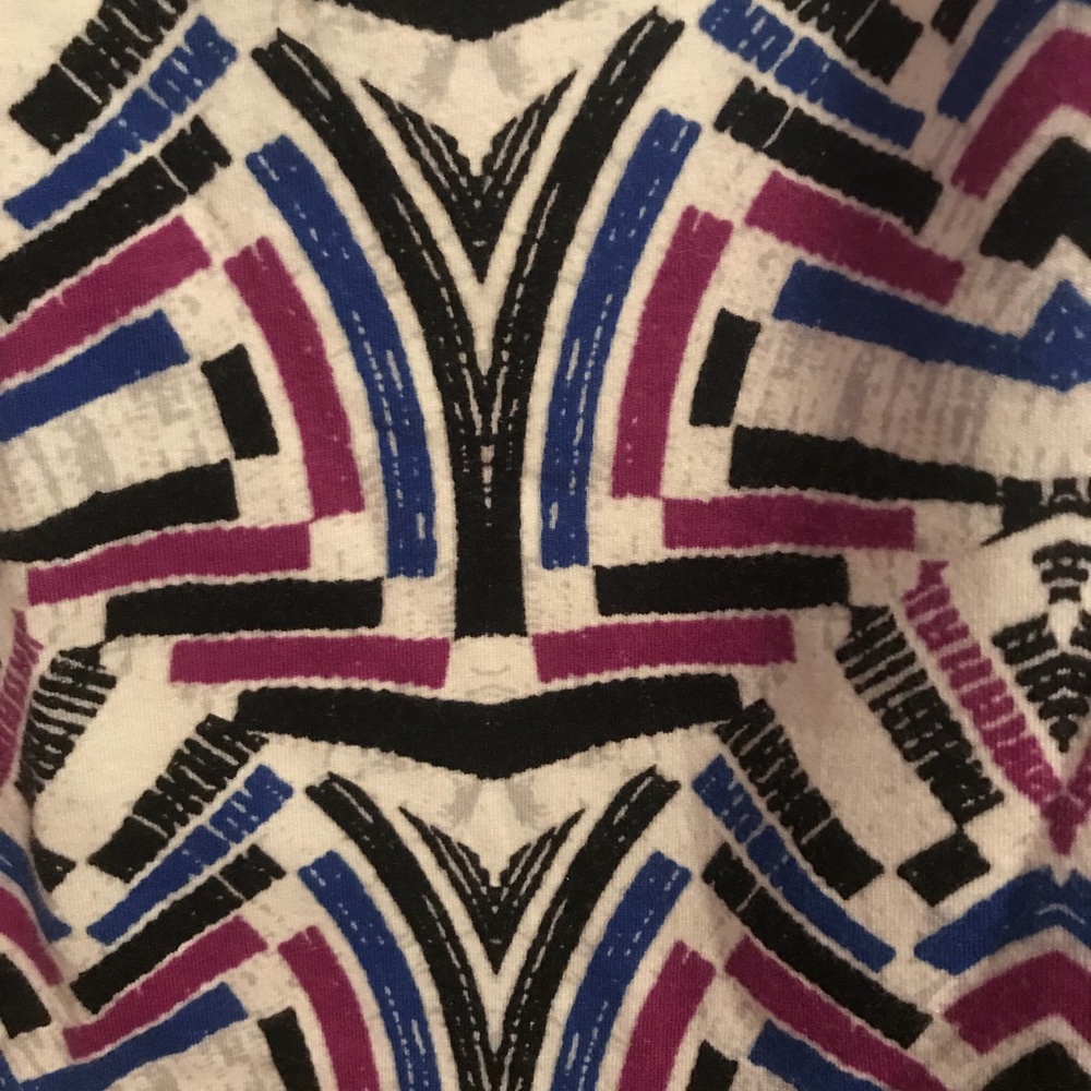 Top - Picture 3 of 3